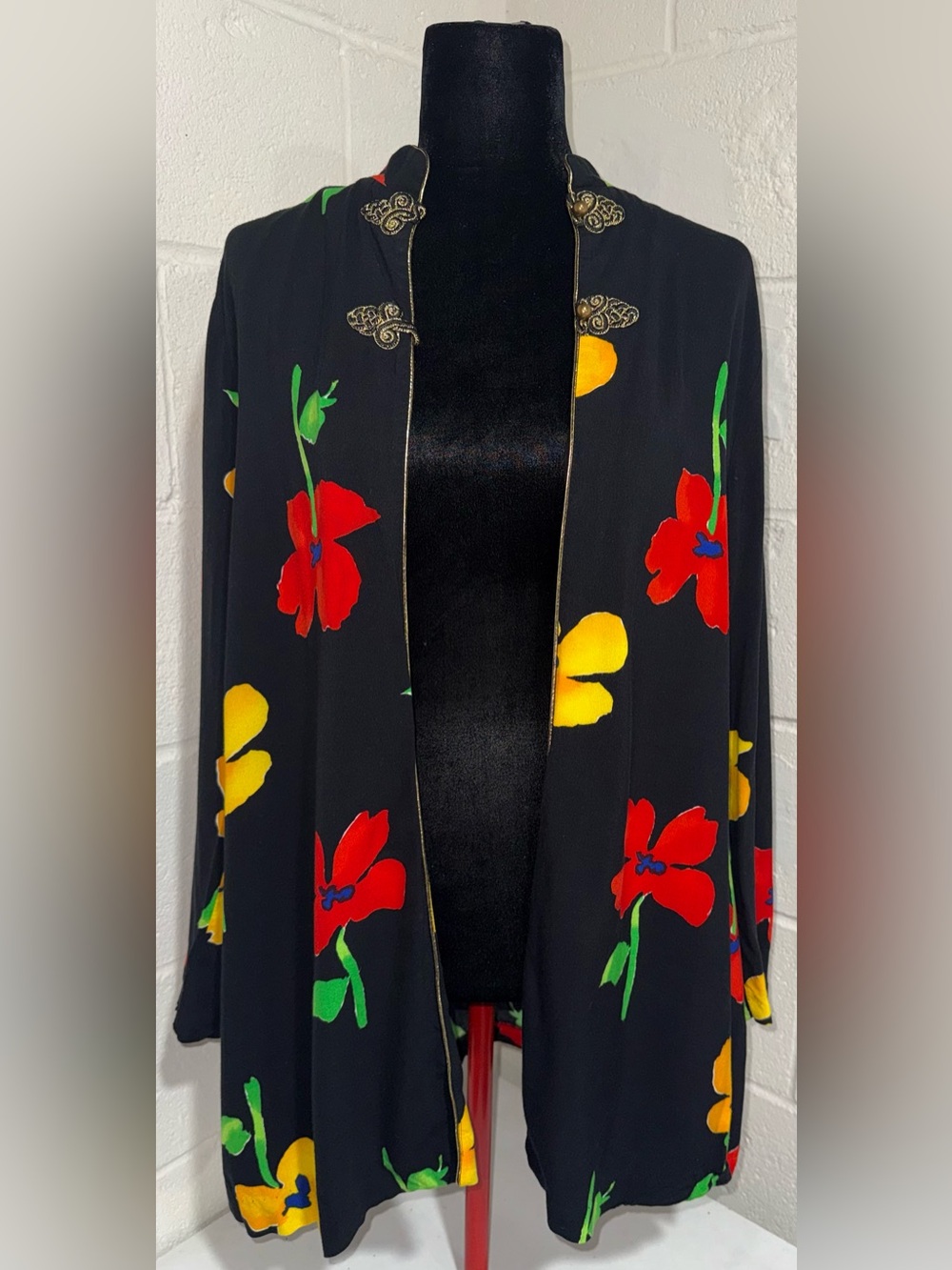 Vintage Deevas Lucerne Labidov Floral Duster Clasp L/XL